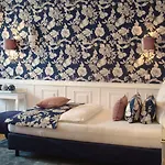 Boutique Sir & Lady Astor - The Charming 3* Dusseldorf