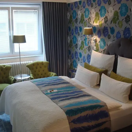 Hotel Boutique Sir & Lady Astor - The Charming 3*
