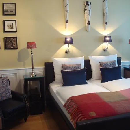 Hotel Boutique Sir & Lady Astor - The Charming 3*