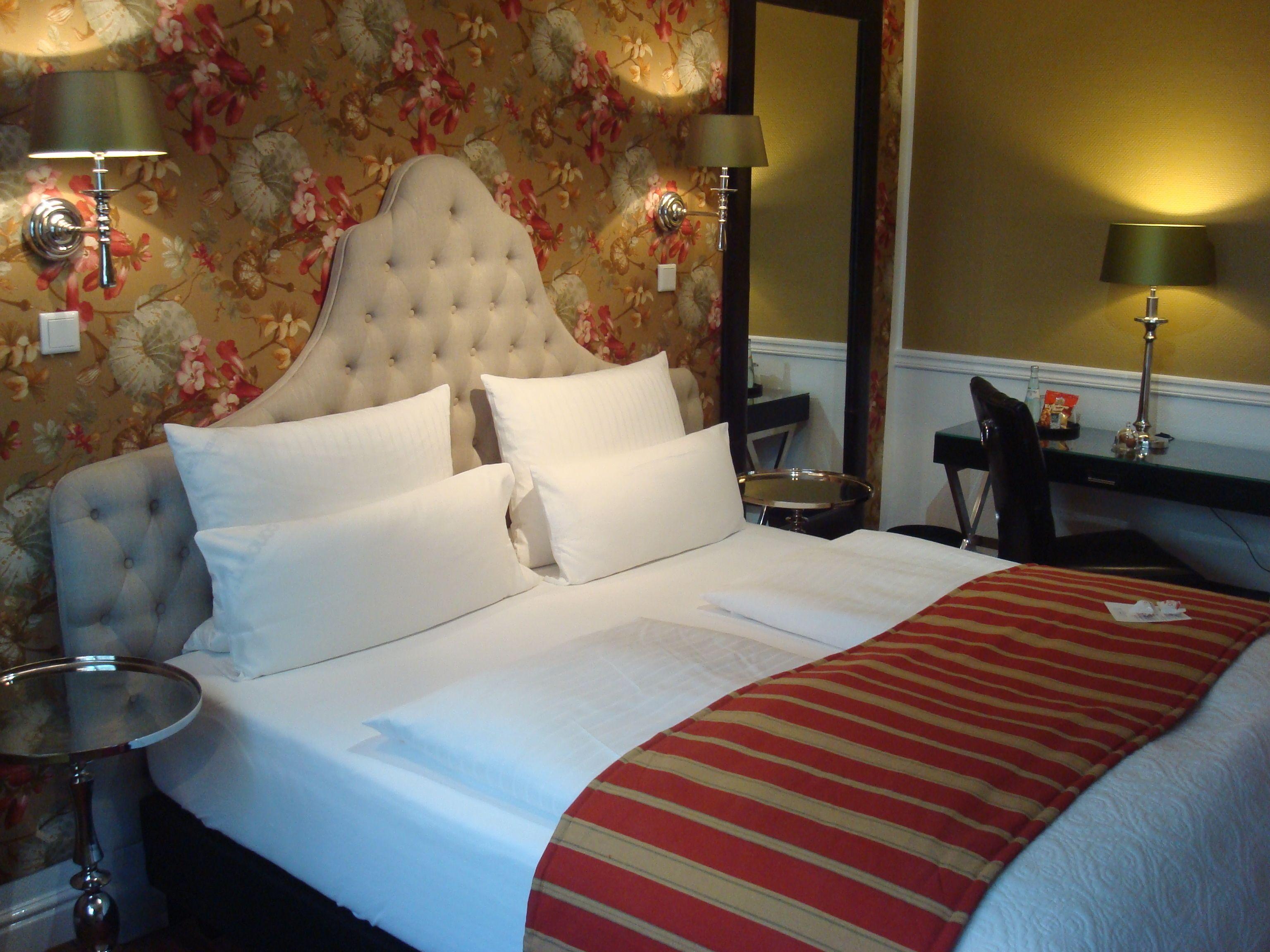 Boutique Sir & Lady Astor - The Charming