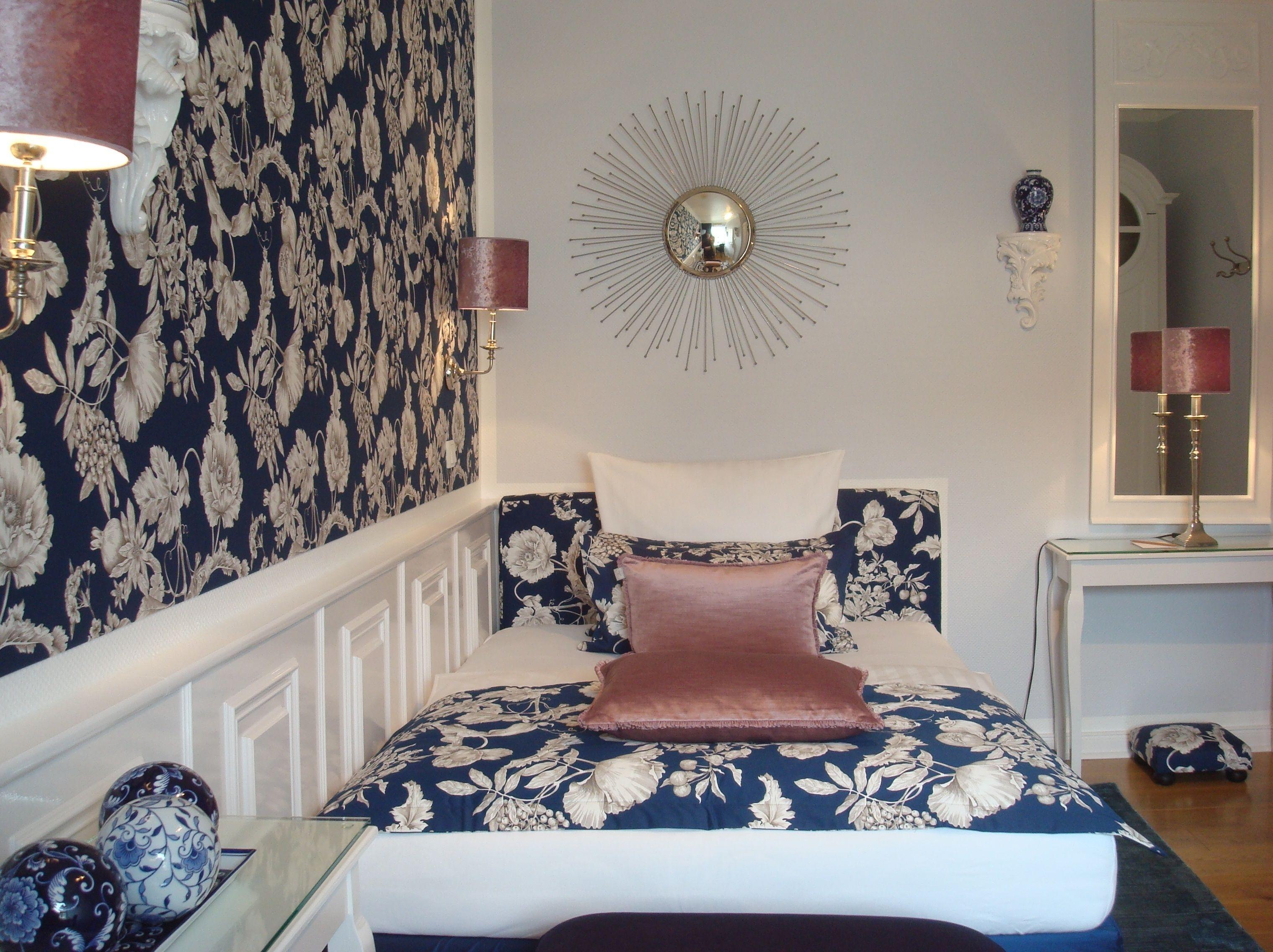 Sir & Lady Astor Dusseldorf