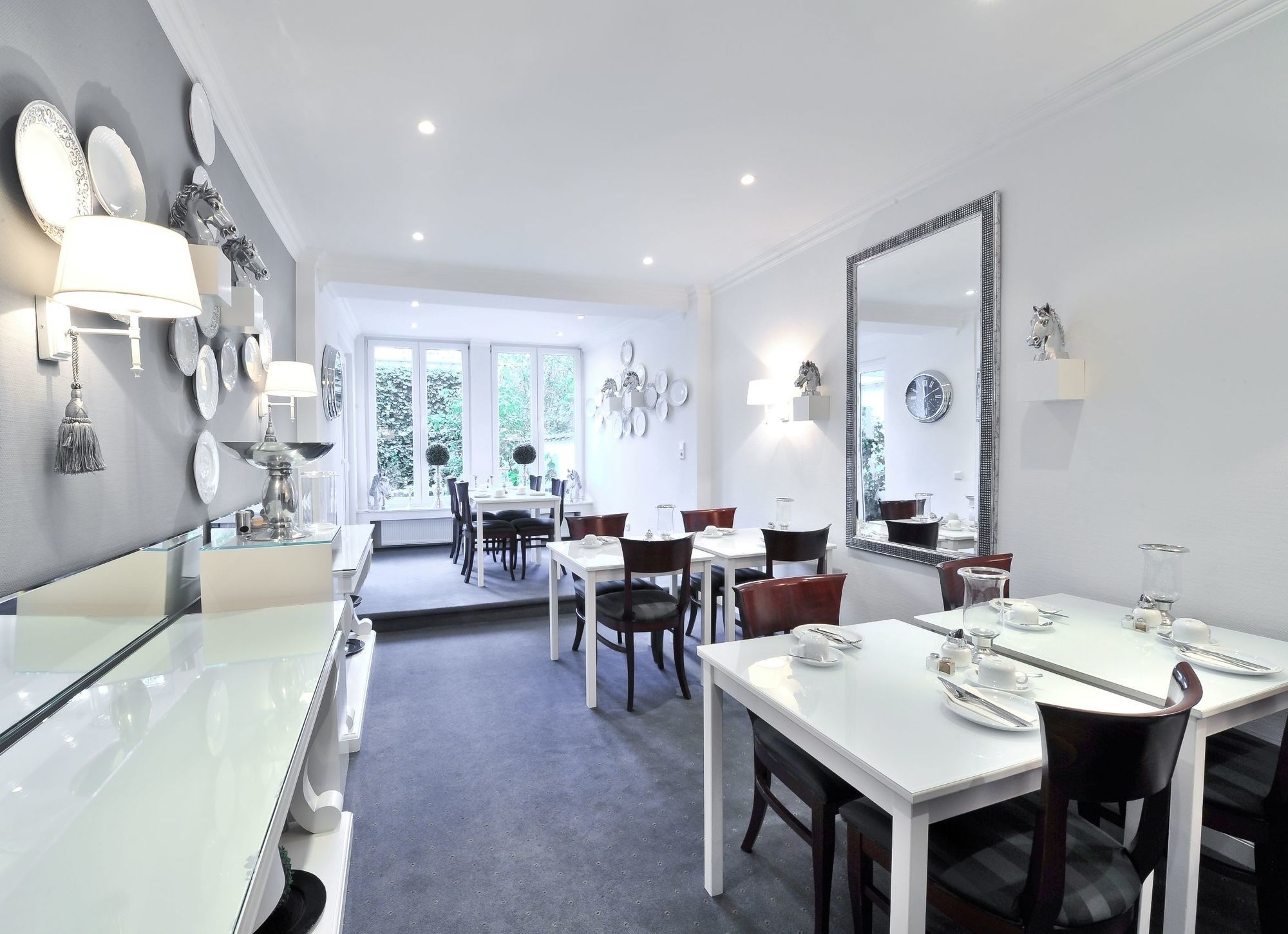 Sir & Lady Astor 3* Düsseldorf