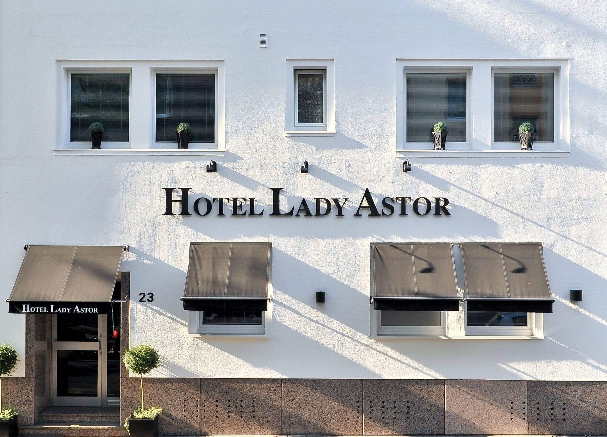Boutique Sir & Lady Astor - The Charming Hotel Düsseldorf